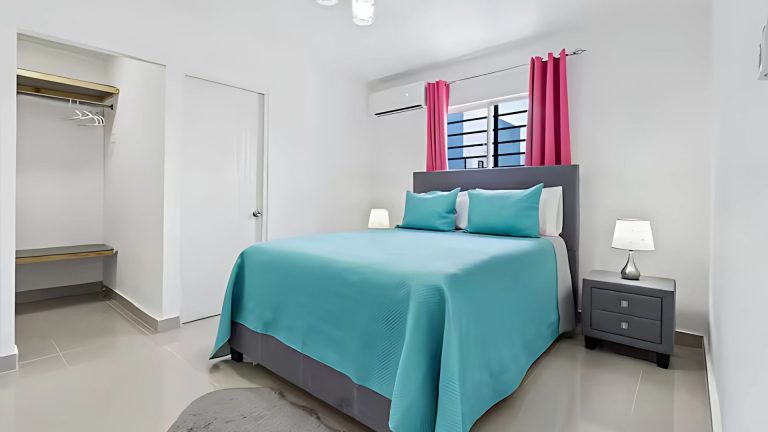 habitacion principal del apartamento privado azua republica dominicana